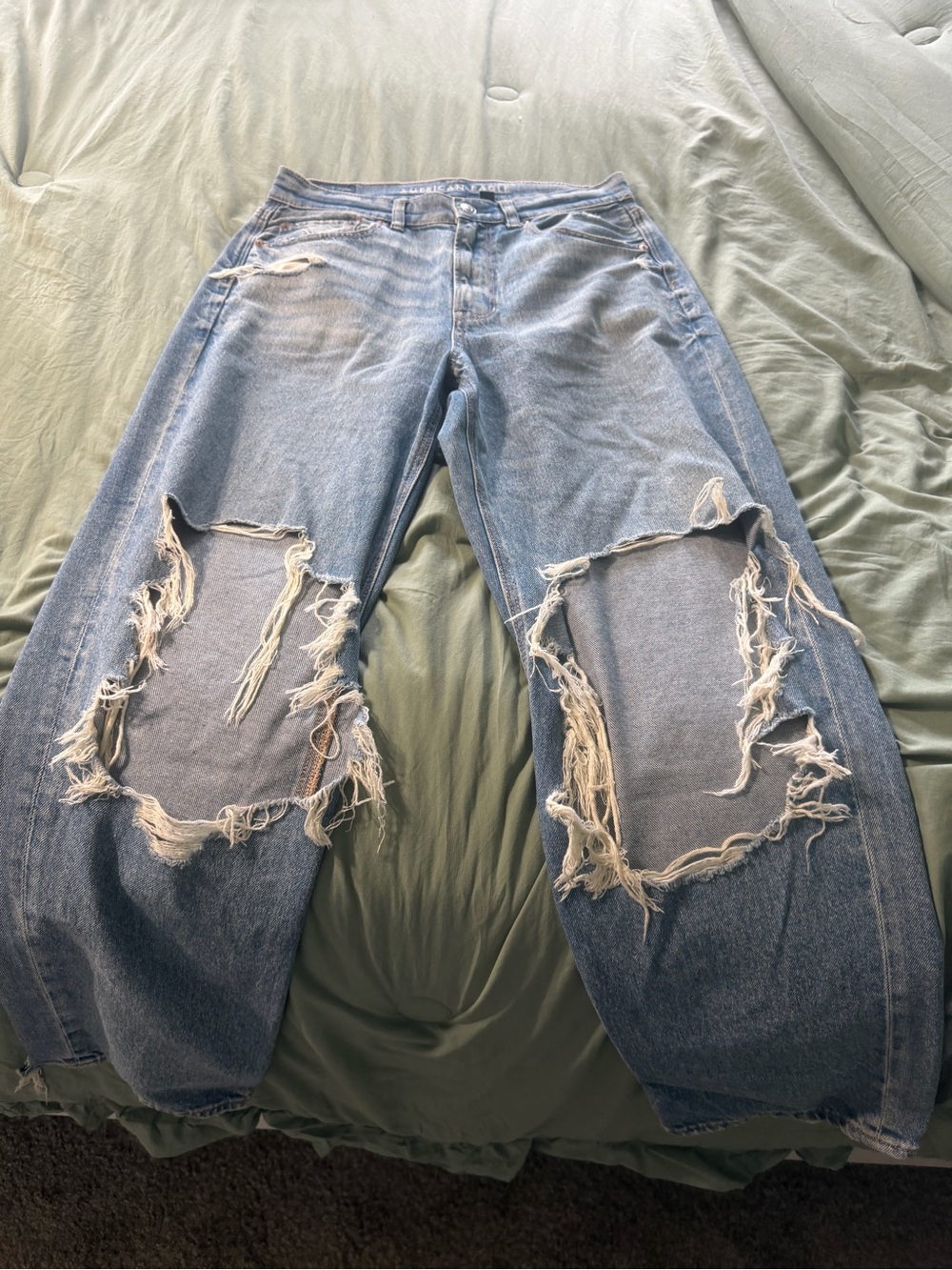 American Eagle Outfitters Light Blue Denim Jeans